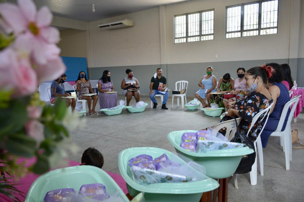No momento você está vendo Prefeitura entrega kits maternidade por meio do projeto “Doce Espera”