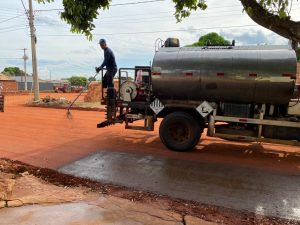 Leia mais sobre o artigo Prefeita Gerolina Alves vistoria obras de pavimentação na região do Buracão