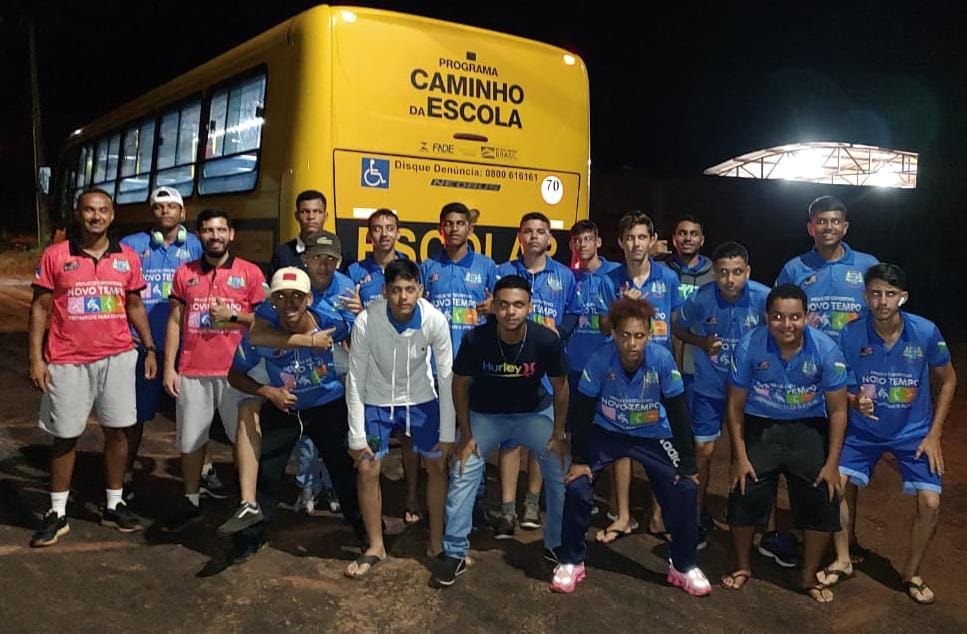 No momento você está vendo Equipe do Projeto Novo Tempo conquista 3º lugar na Seletiva Estadual Escolar de Futebol