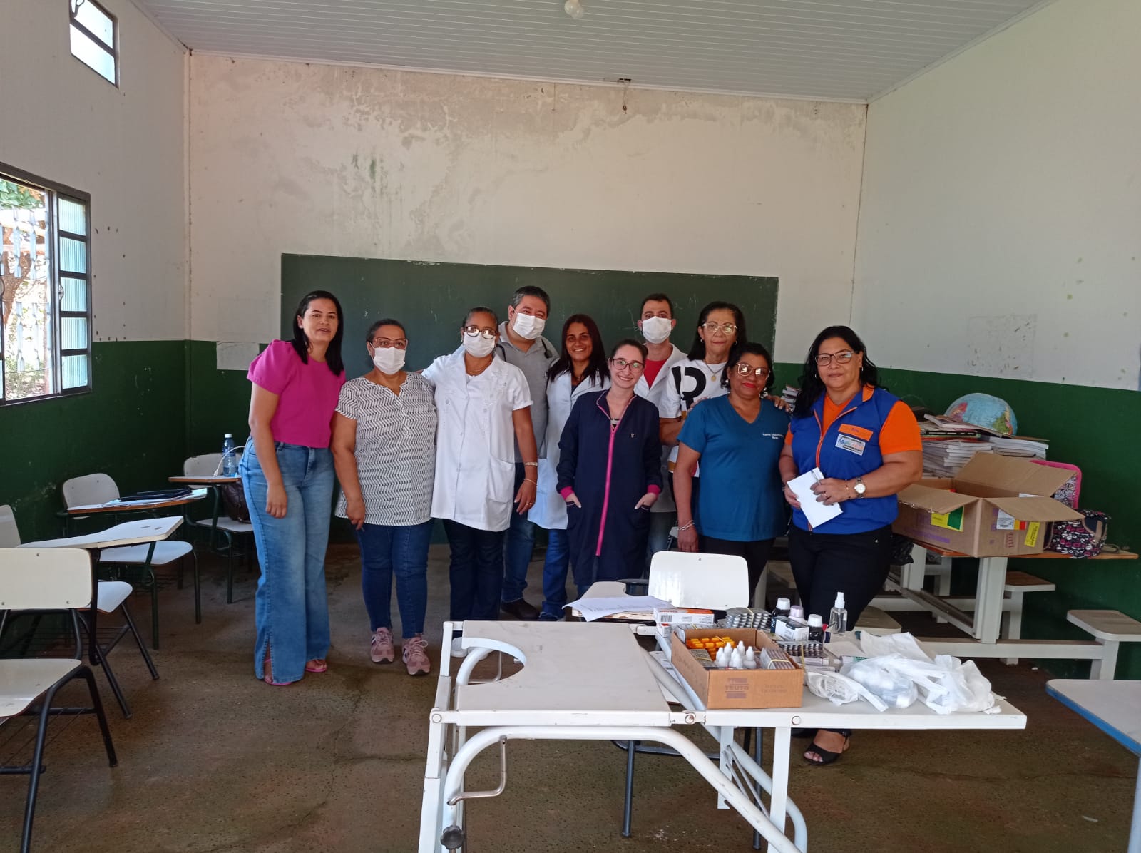 Ação SAÚDE ATÉ VOCÊ no Distrito São Domingos distribui 435 medicamentos para população