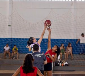 Leia mais sobre o artigo Água Clara recebe atletas para o 1º Campeonato Bolsão Regional de Basquete Sub-17