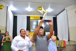 Leia mais sobre o artigo Prefeitura celebra professores com prêmio “Estrelas do Saber”